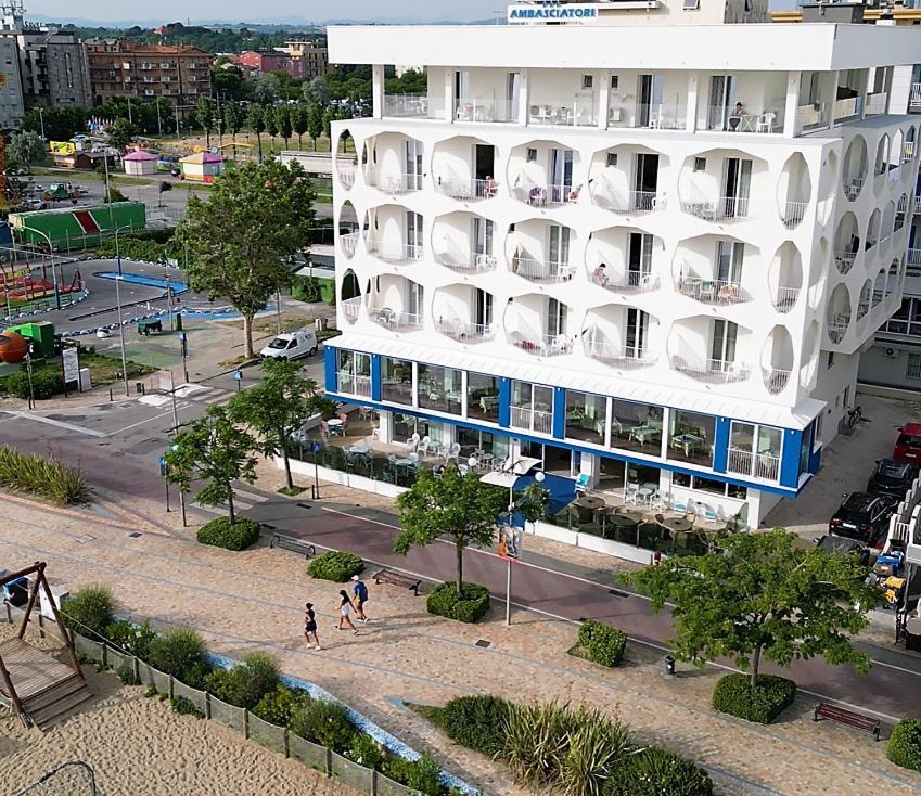Ambasciatori Hotel - Beach Front -Breakfast Xxl & Brunch Until 12 30Pm Misano Adriatico Exterior foto
